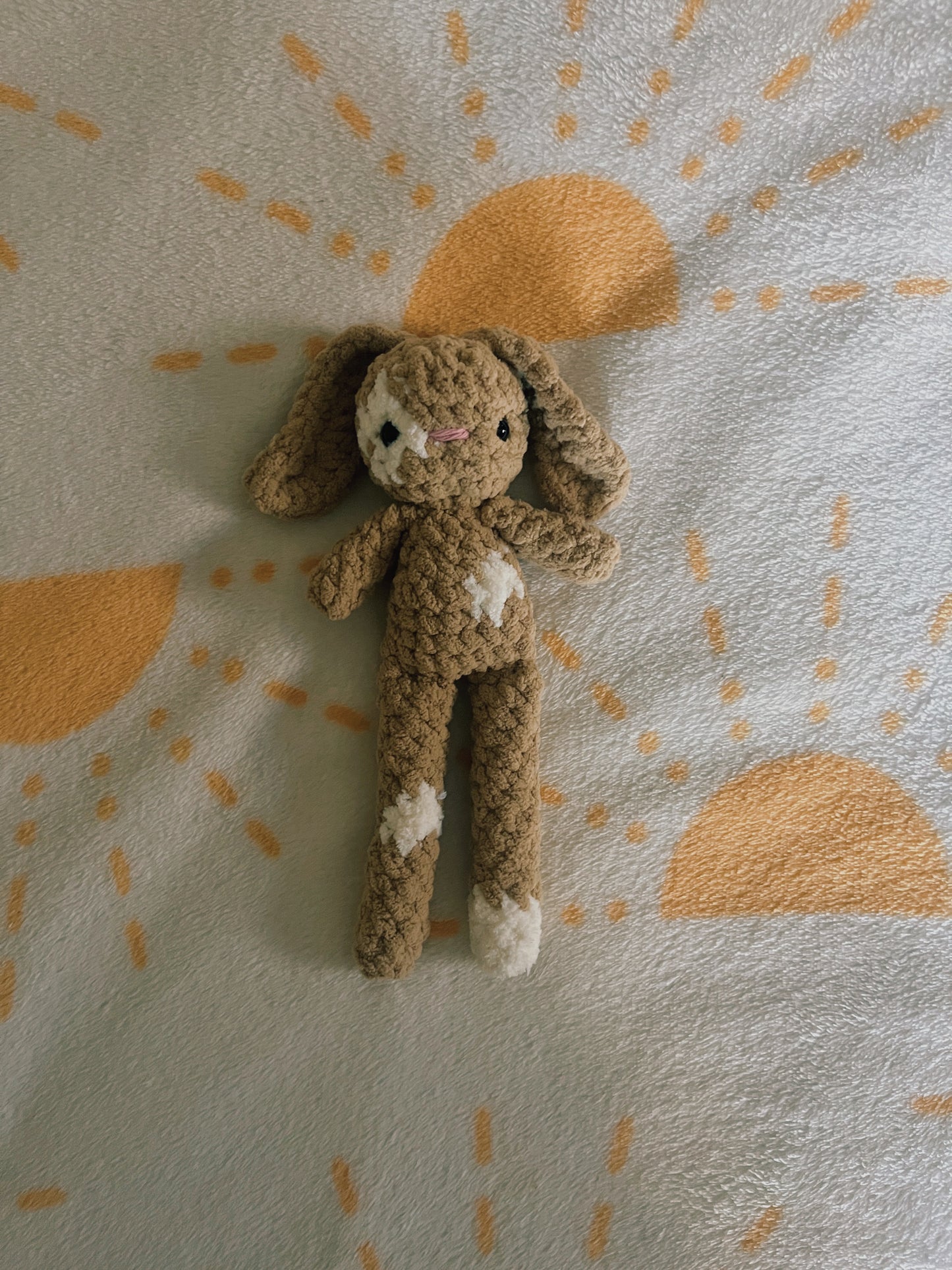 Prim Bunny - Tan and White